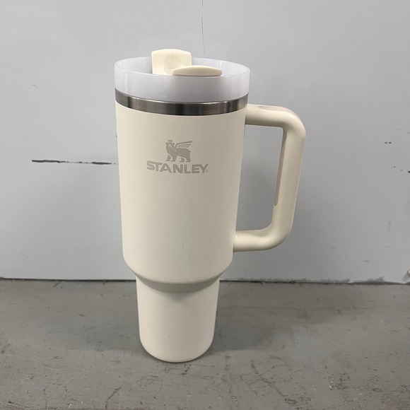Stanley Quencher H2.0 FlowState Tumbler - 40oz (Cream) No Straw Company Logo New - Picture 1 of 9